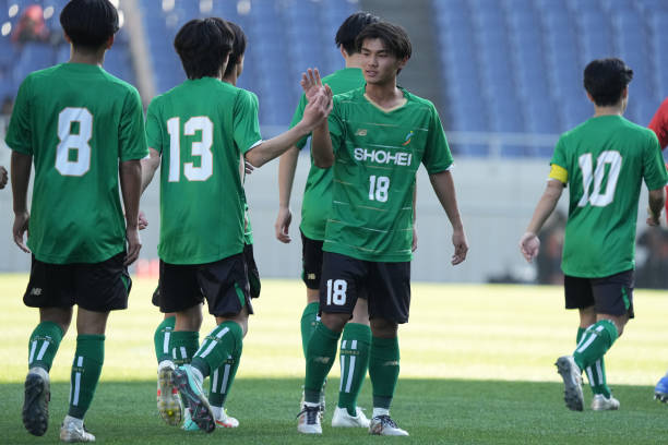 而帕尔马则 而帕尔马则